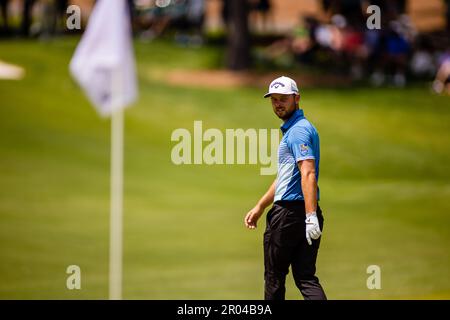 Charlotte, North Carolina, Stati Uniti. 6th maggio, 2023. Adam Svensson sul green 8th durante il terzo round del campionato Wells Fargo 2023 al Quail Hollow Club di Charlotte, NC. (Scott Kinser/Cal Sport Media). Credit: csm/Alamy Live News Foto Stock