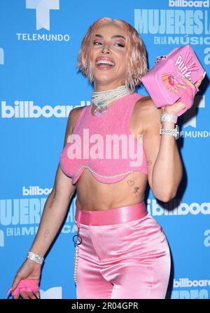 Miami, Stati Uniti. 06th maggio, 2023. Chesca arriva sul tappeto rosso alla mostra inaugurale di premi Latin Women in Music al Watsco Center, all'Università di Miami, Florida, sabato 6 maggio 2023. La Billboard/ Telemundo red carpet and show sarà in onda domenica 7 maggio 2023 alle ore 9/8 CT su Telemundo e Universo. Foto di Gary i Rothstein/UPI Credit: UPI/Alamy Live News Foto Stock