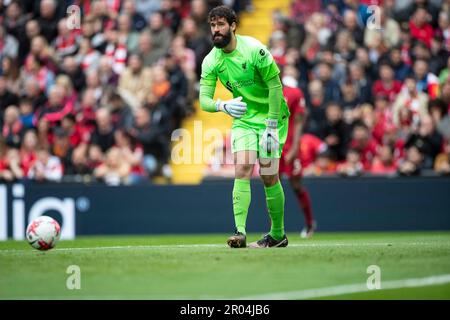 Alisson Becker #1 (GK) di Liverpool durante la partita della Premier League tra Liverpool e Brentford ad Anfield, Liverpool, sabato 6th maggio 2023. (Foto: Mike Morese | NOTIZIE MI) Credit: NOTIZIE MI & Sport /Alamy Live News Foto Stock