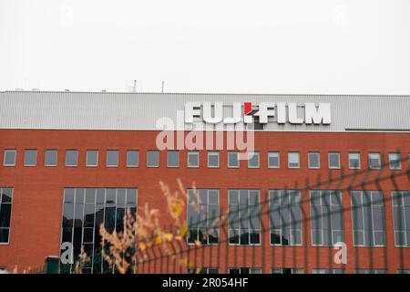 Varsavia, Polonia - 10 settembre 2022: Bellissimo ufficio Fujifilm moderno Foto Stock