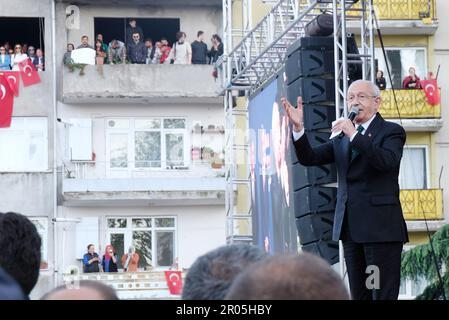 Ordu, Turchia. 03rd maggio, 2022. Kemal Kilicdaroglu, leader dell'opposizione turca, interviene in occasione di una campagna elettorale. (Al dpa "burocrate o Ghandi di Turchia” - Chi è lo sfidante di Erdogan?”) Credit: Mirjam Schmitt/dpa/Alamy Live News Foto Stock