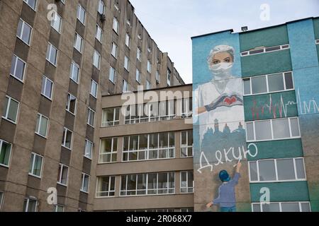 14 aprile 2023, Lviv, Ucraina: Vista generale del centro di riabilitazione ''ininterrotto'' a Lviv. Il centro di riabilitazione ininterrotto è stato aperto a Lviv sulla base dell'edificio ricostruito del policlinico, dove 10.000 ucraini potranno essere sottoposti a riabilitazione ogni anno. Dall'inizio dell'invasione su vasta scala della Russia dell'Ucraina, il centro ha già trattato più di 11.000 ucraini feriti, di cui 350 bambini. Le sue aree di lavoro comprendono la chirurgia ricostruttiva, l'ortopedia e la protesi. Le persone non sono dotate solo di protesi, ma sono anche prodotte qui. Poll Foto Stock