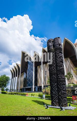Kuching, Malesia - Maggio 2023: Borneo Cultures Museum Architecture al Sarawak Museum Complex a Kuching, Malesia. Foto Stock