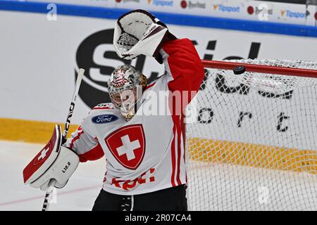 Brno, Repubblica Ceca. 07th maggio, 2023. Goialie della Svizzera Robert Mayer in azione durante la partita Euro Hockey Challenge Svizzera vs Repubblica Ceca a Brno, Repubblica Ceca, 7 maggio 2023. Credit: Vaclav Salek/CTK Photo/Alamy Live News Foto Stock