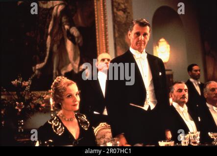 JAMES FOX nei RESTI DEL GIORNO 1993 regista JAMES IVORY romanzo Kazuo Ishiguro sceneggiatura Ruth Prawer Jhabvala produttori Ismail Merchant Jon Calley e Mike Nichols musica Richard Robbins UK - USA co-produzione Merchant Ivory Productions / Columbia Pictures (US) - Columbia Tri-Star Films (UK) Foto Stock