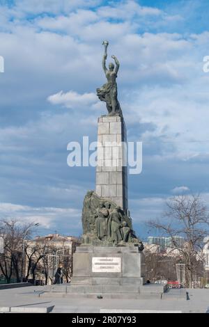 Chisinau, Moldova - 9 marzo 2023: Monumento agli Eroi del Komsomol leninista. Foto Stock