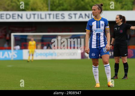 Crawley, Regno Unito. 07th maggio, 2023. Broadfield Stadium, Regno Unito, 07 maggio 2023 Captain Julia Zigiotti (10, Brighton) durante una partita nella Barclays Women's Super League tra Brighton & Hove Albion e West Ham United al Broadfield Stadium di Crawley, 07 maggio 2023, Regno Unito (Bettina Weissensteiner/SPP) Credit: SPP Sport Press Photo. /Alamy Live News Foto Stock