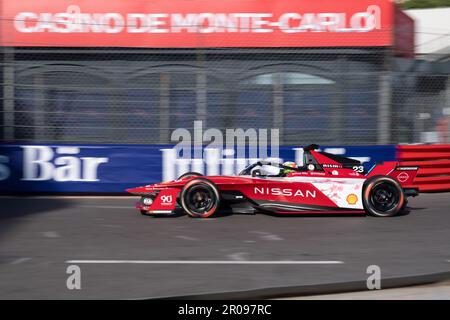 Monaco, Monaco. 06th maggio, 2023. Sacha Fenestraz (Nissan Formula e team) compete durante le fasi di qualificazione. L'edizione 6th del si terrà sabato 6 maggio 2023 ed è il 8th° round del Campionato del mondo FIA ABB di Formula E. Il vincitore è Nick Cassidy (Envision Racing team). Credit: SOPA Images Limited/Alamy Live News Foto Stock