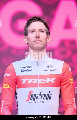 Bauke Mollema dei Paesi Bassi - Trek - Segafredo visto durante il giro d'Italia 106th 2023. La cerimonia di apertura della presentazione del team per il giro d'Italia 2023 106th, a Pescara Foto Stock