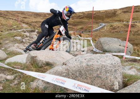 Fort William, Scozia, Regno Unito. 7 maggio 2023. Laurie Greenland (GB) vincitrice della British Cycling Downhill National Series 2023 Round 2 a Fort William Credit: Kay Roxby/Alamy Live News Foto Stock