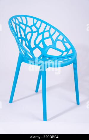 Foto di bellissimi modelli di sedie in plastica scattate dallo Studio Foto Stock