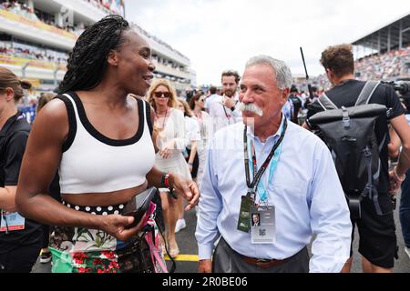 Miami, Stati Uniti. 7th maggio, 2023. Venus Williams, Chase Carey (USA, non-Executive Chairman of Formula 1 Group), F1° Gran Premio di Miami all'Autodromo Internazionale di Miami il 7 maggio 2023 a Miami, Stati Uniti d'America. (Foto da ALTO DUE) Credit: dpa/Alamy Live News Foto Stock