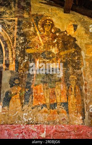 Affreschi del 9th ° secolo alla Chiesa bizantina di Taxiarchis Mitropoleos (Taxiarca della metropoli), Kastoria, Macedonia occidentale, Grecia Foto Stock