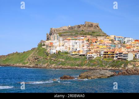 Bella vista al Castello dei Doria in primavera, Sardegna Foto Stock