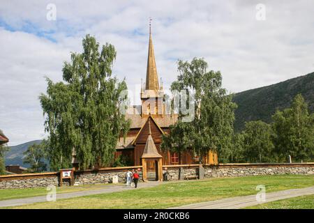 Lom antica chiesa della doga in Oppland Norvegia centrale Foto Stock