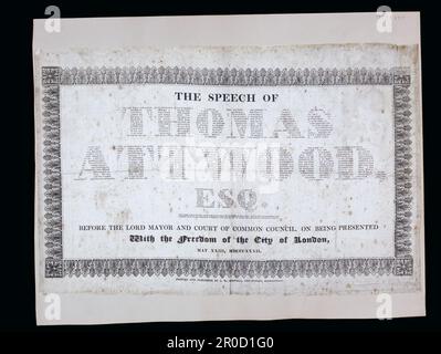 Discorso di Thomas Attwood (1783-1856), stampato su Seta, 1832. Produttore: John Whitehouse Showell. Le parole del discorso di Thomas Attwood sono contenute nelle lettere del suo nome e titolo... Attwood fu fondatore dell'Unione politica di Birmingham e figura di spicco nella campagna pubblica per il Grande atto di riforma del 1832. Foto Stock