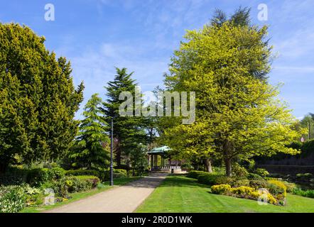 Belper Derbyshire Bandstand nel Belper River Gardens Belper Derbyshire Inghilterra Regno Unito GB Europa Foto Stock