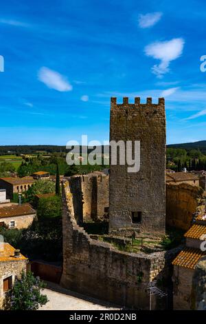 Castell de Peratallada, a Forallac, Baix Emporda, Costa Brava, Girona, Catalogna. Il castello risale al 11th ° secolo. Foto Stock