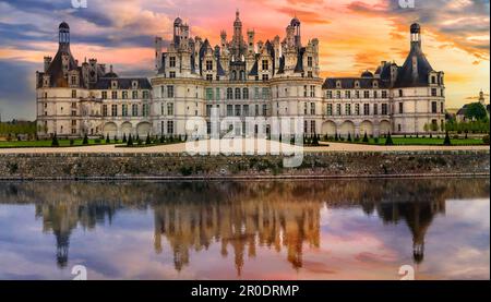 Francia. Valle della Loira più bei castelli medievali - Chambord - capolavoro più grande di architettura rinascimentale. Foto Stock