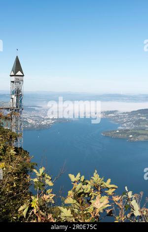 L'ascensore Hammetschwand (l'ascensore esterno più alto d'Europa), Lucerna, Svizzera Foto Stock