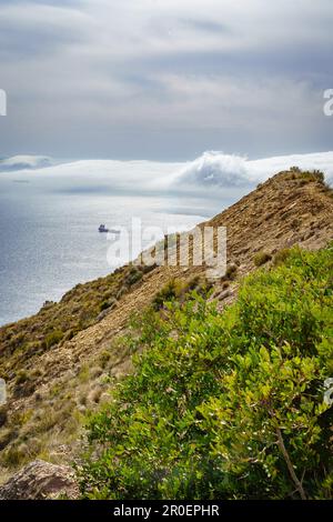 Vista sul Mar Mediterraneo, Cala Salitrona e sulla costa di Cartagena. Murcia. Spagna. Foto Stock