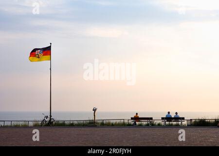 Vista sul lungomare del Mare del Nord, Borkum, Isole Frisone Orientali, bassa Sassonia, Germania Foto Stock