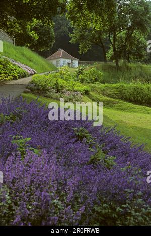 Casa da tè in giardino barocco, piccolo castello, Blankenburg, Sassonia Anhalt, Germania Foto Stock