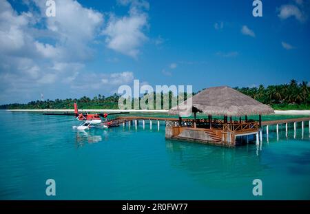 Idrovolante vicino a Maldive Island, Maldive, Oceano Indiano, Atollo di Meemu Foto Stock