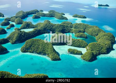 Vista Aerieal di settanta isole, Micronesia, Palau Foto Stock