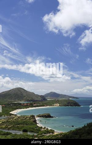 Vista lungo la linea costiera, Playa Puerto La Cruz, Nueva Esparta, Venezuela Foto Stock