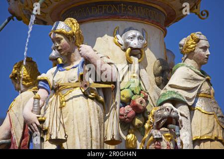 Fontana di mercato presso i principali mercati, Trier, Mosel, Renania-Palatinato, Germania, Europa Foto Stock