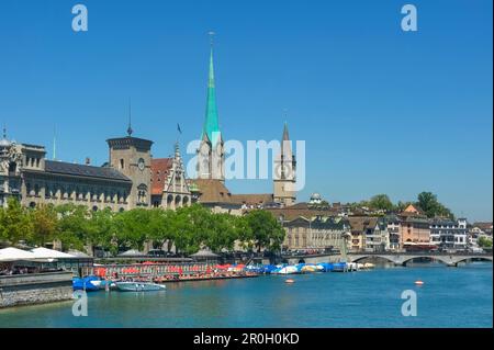 Limmat con Fauenmunster e St. Pietro, Zurigo, Svizzera Foto Stock