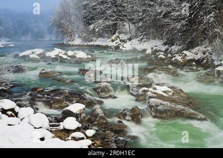 Icy Enns al Parco Nazionale Gesaeuse, Alpi Ennstal, Stiria, Austria, Europa Foto Stock