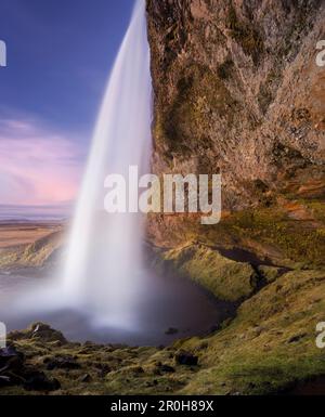 Seljalandsfoss cascata, Sud Islanda Islanda Foto Stock