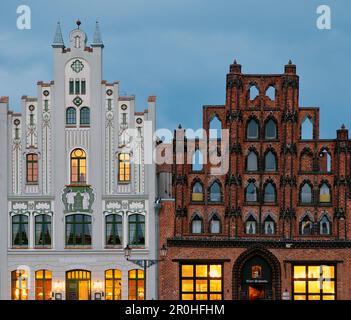 Case a tetto, le più antiche case cittadine di Wismar, Germania, Meclemburgo-Pomerania occidentale, Wismar Foto Stock