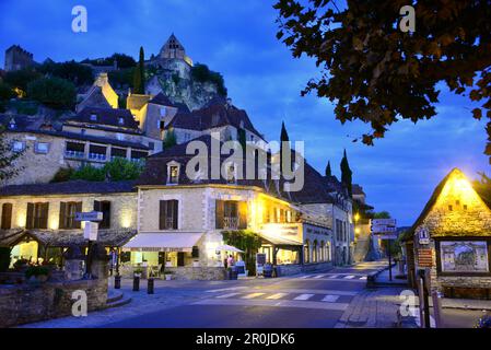 Beynac-et-Cazenac nella valle della Dordogna, Perigord, Dordogna, Aquitania, Francia occidentale, Francia Foto Stock