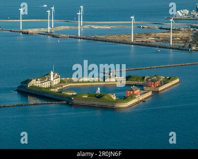 Trektoner forte che protegge il porto di Copenaghen in Danimarca Foto Stock