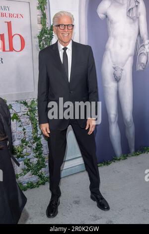 New York, Stati Uniti. 08th maggio, 2023. NEW YORK, NEW YORK - MAGGIO 08: Ted Danson partecipa alla prima di 'Book Club: The Next Chapter' all'AMC Lincoln Square Theater il 08 Maggio 2023 a New York City. Credit: Ron Adar/Alamy Live News Foto Stock