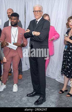New York, Stati Uniti. 08th maggio, 2023. NEW YORK, NEW YORK - MAGGIO 08: Ted Danson partecipa alla prima di 'Book Club: The Next Chapter' all'AMC Lincoln Square Theater il 08 Maggio 2023 a New York City. Credit: Ron Adar/Alamy Live News Foto Stock