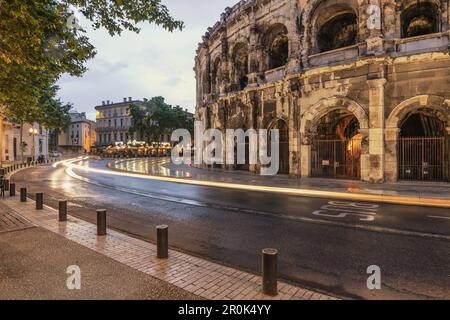 L' anfiteatro romano. Nimes, Gard Reparto, Languedoc-Roussilon, Francia Foto Stock