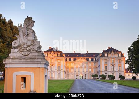 Vista occidentale del castello di Augustusburg in Bruehl, Valle del Medio Reno, Renania settentrionale-Vestfalia, Germania, Europa Foto Stock