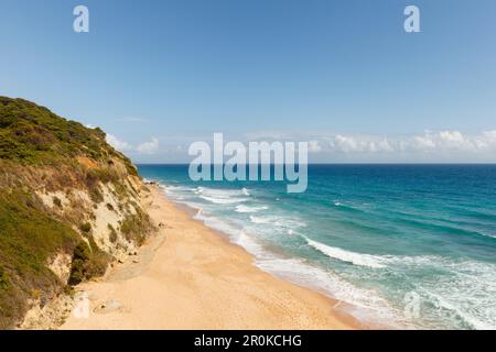 spiaggia, Los Canos de Meca nel Parco Naturale de la Brena vicino Vejer de la Frontera, Costa de la Luz, Oceano Atlantico, provincia di Cadice, Andaluc Foto Stock