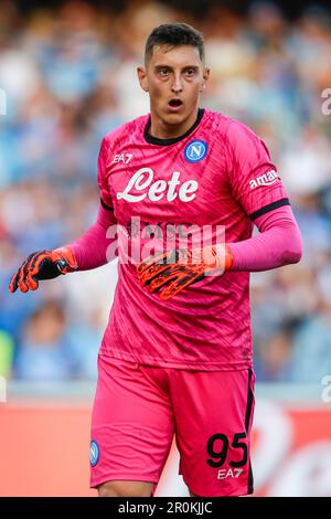 Pierluigi Gollini (SSC Napoli) guarda durante la Serie Una partita di calcio tra SSC Napoli e Fiorentina allo Stadio Diego Armando Maradona di Napoli, nel sud Italia, il 07 maggio 2023. Foto Stock