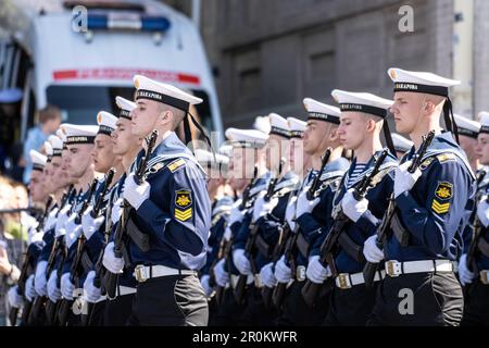 Vladivostok. 9th maggio, 2023. Questa foto scattata il 9 maggio 2023 mostra la parata militare che segna il 78th° anniversario della vittoria sovietica nella Grande Guerra Patriottica, termine della Russia per la seconda Guerra Mondiale, a Vladivostok, Russia. Credit: Guo Feizhou/Xinhua/Alamy Live News Foto Stock