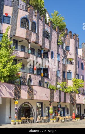 Hundertwasserhaus Cittadella Verde di Friedensreich Hundertwasser, Magdeburgo, Sassonia-Anhalt Foto Stock