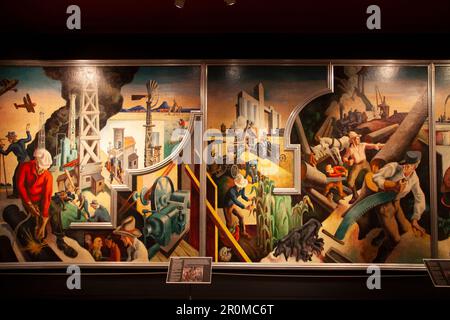 Sezione di 'America Today' di Thomas Hart Benton al Metropolitan Museum di New York, USA Foto Stock