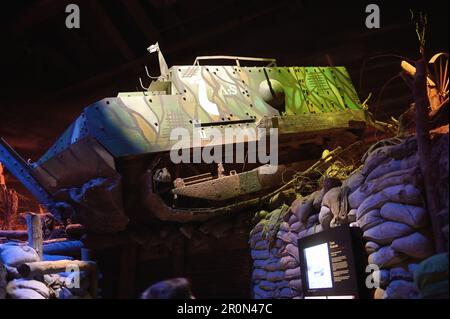 Wheaton, Illinois, Stati Uniti. Una mostra sul campo di battaglia, una delle numerose mostre all'interno del Museo della prima Divisione a Cantigny Park. Foto Stock