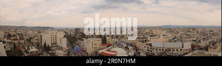 Jenin, Palestina - Vista della città dall'edificio di Jenin Foto Stock
