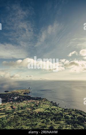 Baia sull'isola di Flores, Azzorre, Portogallo, Atlantico, Oceano Atlantico, Europa, Foto Stock