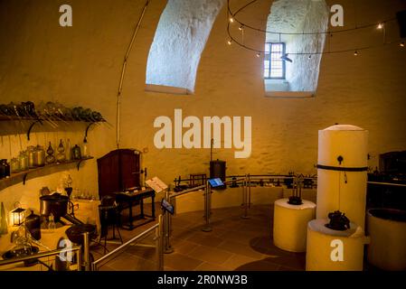 Produzione di farmaci, Museo della Farmacia, Museo del Castello sulla storia della farmacia con oltre 20.000 mostre su 2000 anni di scienza medica e farmaceutica Foto Stock
